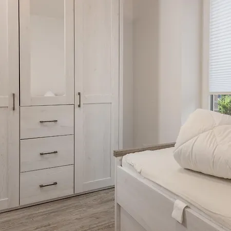 Appartement Wittmunder Strasse 24a 50233 *